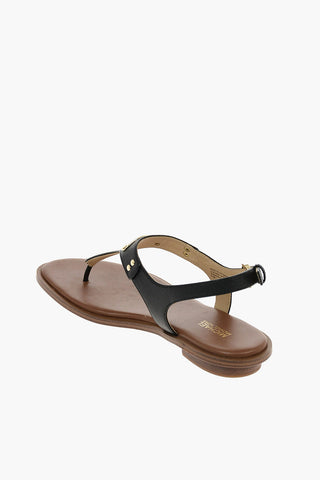 leather MK PLATE thong sandals