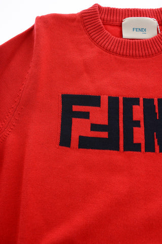 maglia girocollo con ricamo