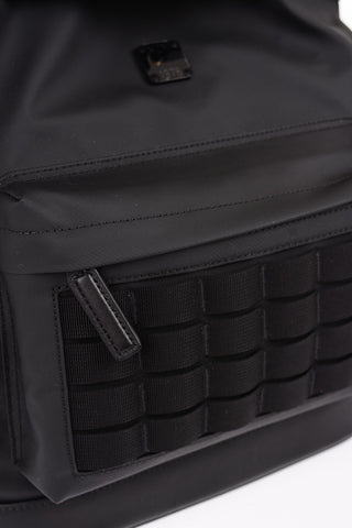 Outer Pocket WORLDWIDE Backpack