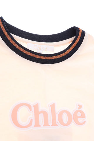 crew-neck sleeveless t-shirt