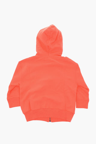 hooded sweatshirt with zip closure