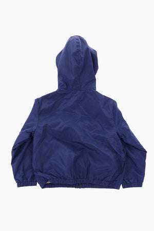 hooded outerwear with zip closure
