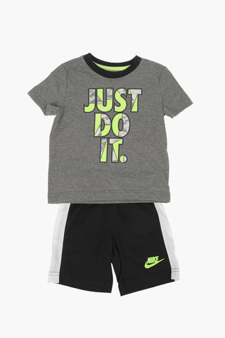 Set T-shirt e Pantaloncini