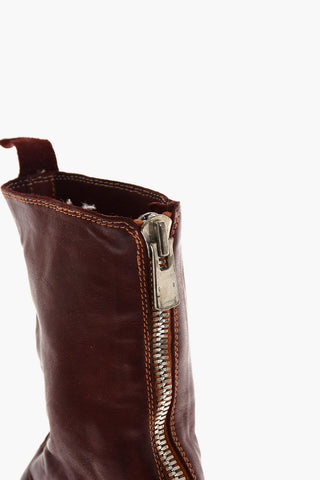leather Ankle boots with zip closure