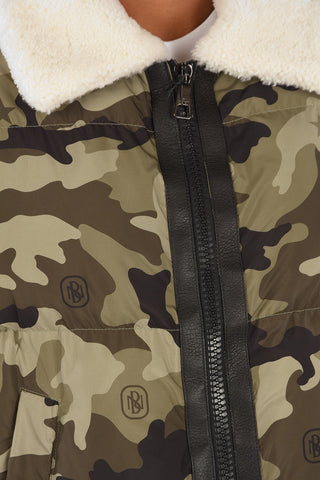 TRAVEL Shearling Collar Standard Fit Jacket
