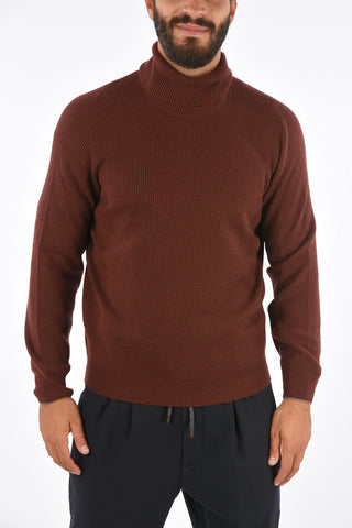Ribbed Cashmere Turtle-Neck Sweater