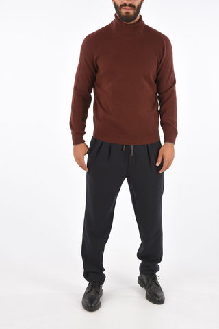 Ribbed Cashmere Turtle-Neck Sweater