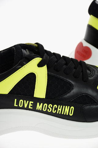 LOVE Sneakers in Pelle e Tessuto