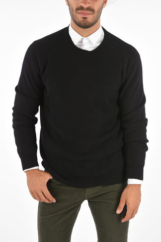 Cashmere round neck sweater