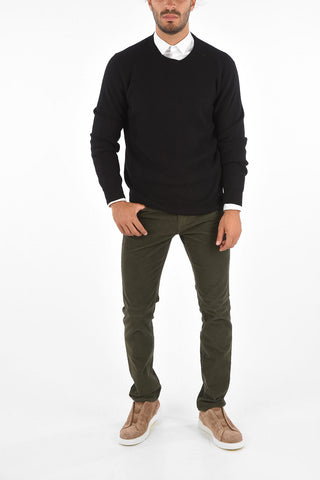 Cashmere round neck sweater
