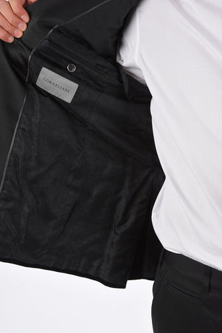 Peaked Lapel Velvet Blazer