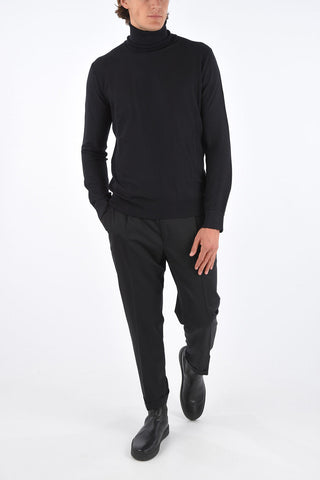 EZ LUXURY Silk Turtleneck Sweater