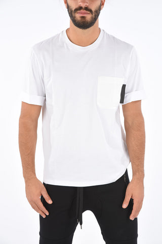 TRAVEL Patch Pocket Loose Fit Crew-Neck T-Shirt
