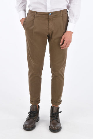 Cotton stretch single pleat trousers