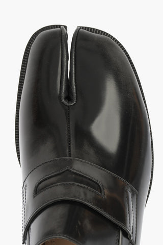 MM22 Leather Tabi Mocassins