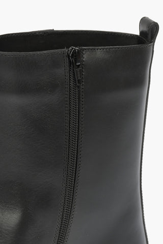 MM22 Zipped Leather Boots