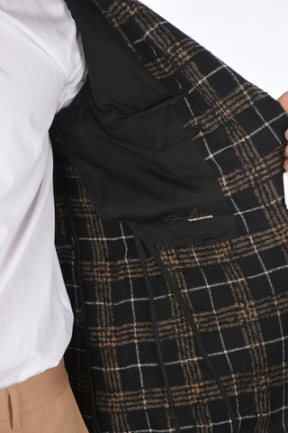 tartan side vents peak lapel 2-button blazer