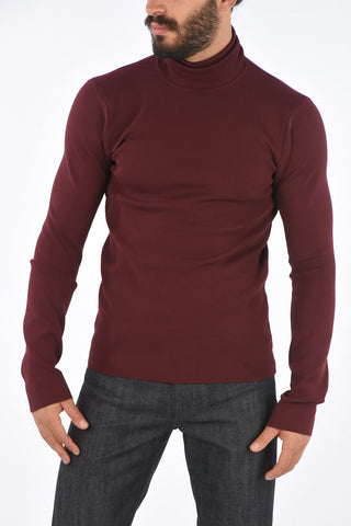 Turtleneck Elasticized Sweater with Back Application