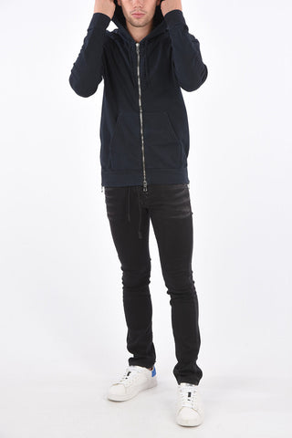 hooded sweatshirt with zip closure