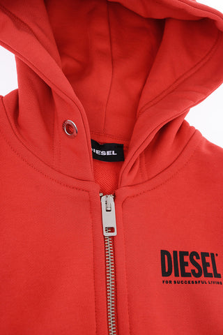 hooded sweatshirt with zip closure