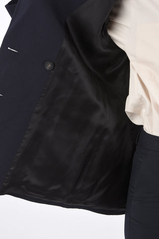 no vent peak lapel double-breasted blazer