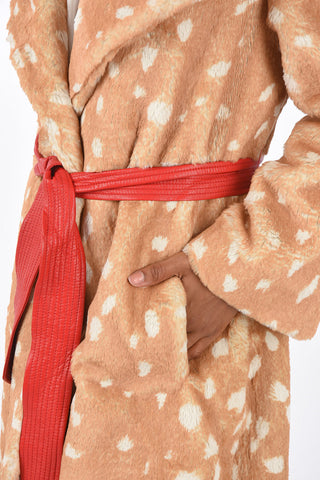 cappotto in ecopelliccia con cintura