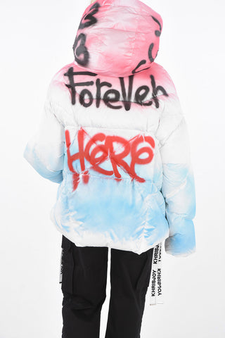 piumino con cappuccio effetto tie dye