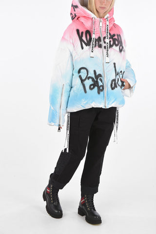 piumino con cappuccio effetto tie dye