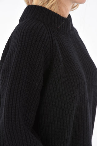 Extrafine Merino Wool And Cashmere Turtle-Neck Sweater