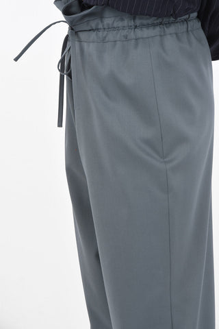 pantalone ad orlo con risvolto e cintura