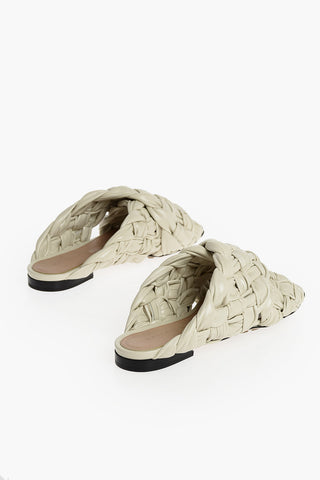 Leather Flat Sandals with Intertwined Motif