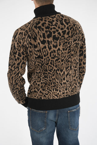 cheetah-print turtle-neck sweater