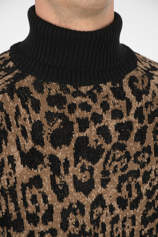 cheetah-print turtle-neck sweater