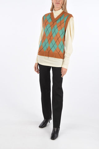 argyle sleveless sweater
