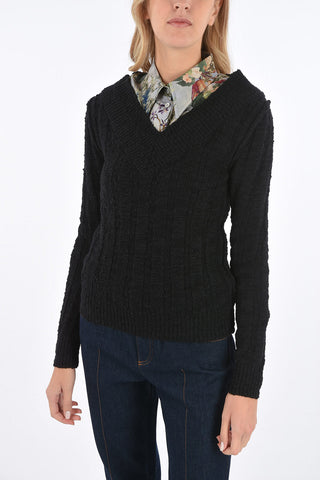 V Neck Pullover
