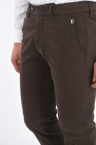 ID Pantaloni Chino a Vita Media