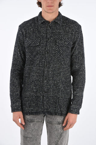 knitted shirt