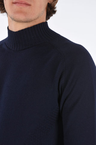 turtle-neck sweater