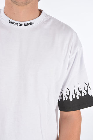 T-shirt con Stampa Fiamme