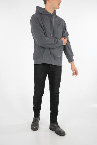 hoodie sweatshirt with maxi patch pocket