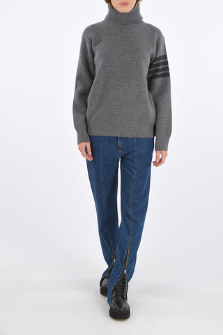 oversized turtleneck sweater