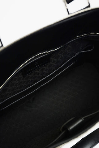 Leather Business Bag with Flexible Handles and Zip