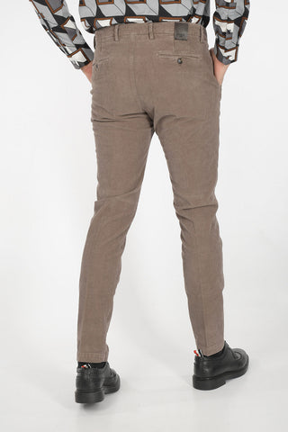 pantalone chinos in velluto a coste slim fit