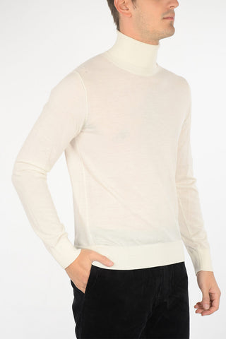 maglia a collo alto in cashmere
