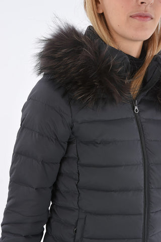hood removable OCIROETRE down jacket with zip closure