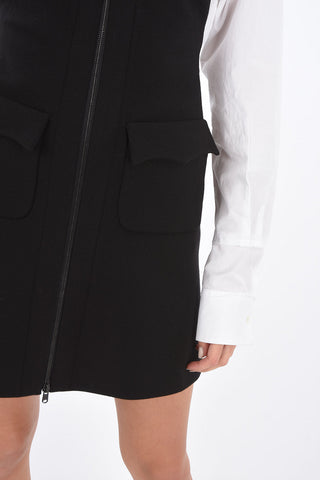 Abito Corto Smanicato con Zip Frontale e Tasche con Aletta