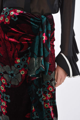 Velvet Floral Patterned Longuette with Side Drape