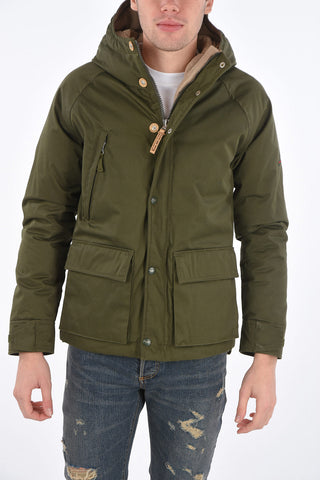 piumino con chiusura zip e cappuccio