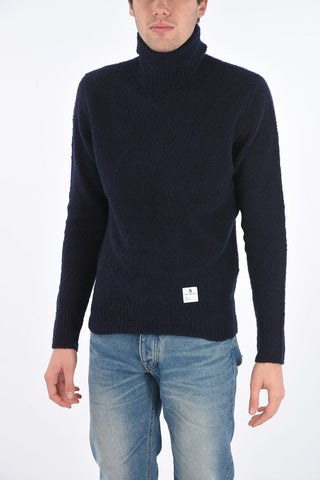 turtle-neck sweater
