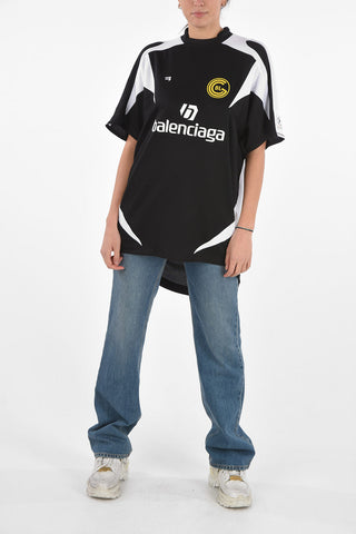 T-Shirt Girocollo SOCCER TEAM con Dettagli Stampati e Ricamati